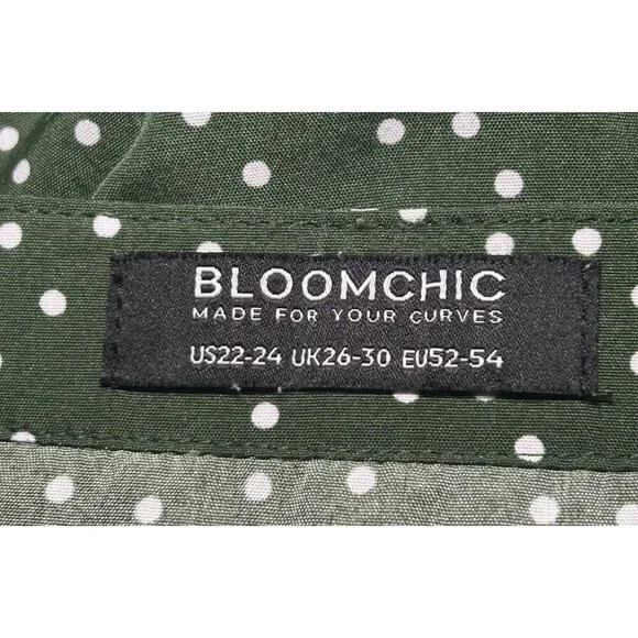 BloomChic Green & White Polka Dot V Neck Ruffle Blouse Plus Size 22/24 - Picture 7 of 8